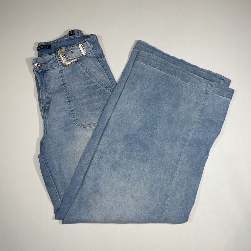 Elite Jeans Light Wash Wide Leg Buckle Detail Size 11 - Picture 1 of 7